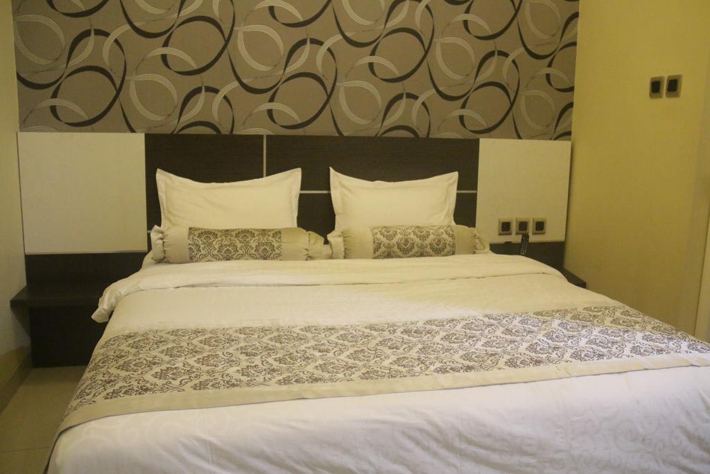 Malang City Boulevard Homestay Extérieur photo