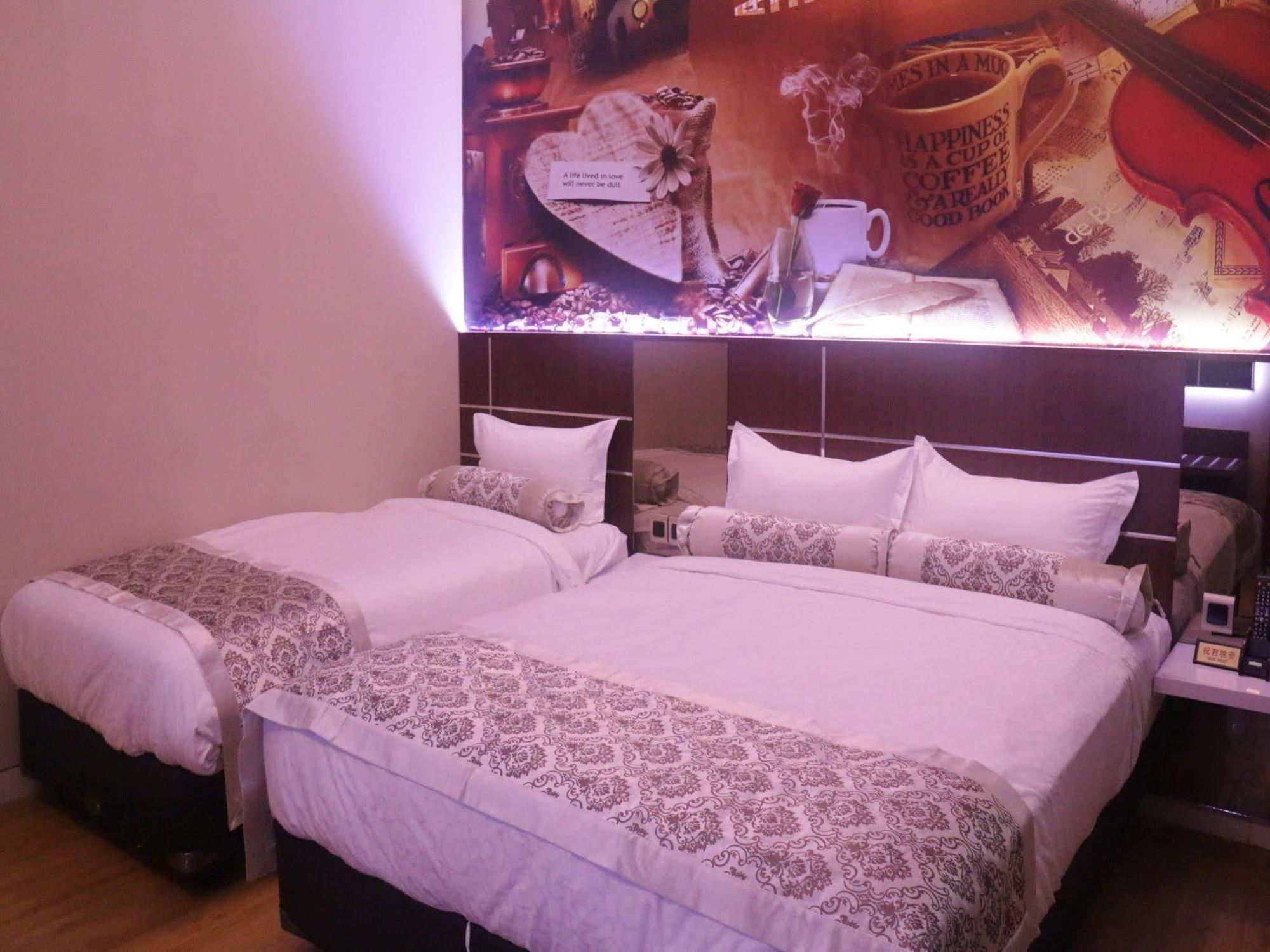 Malang City Boulevard Homestay Extérieur photo