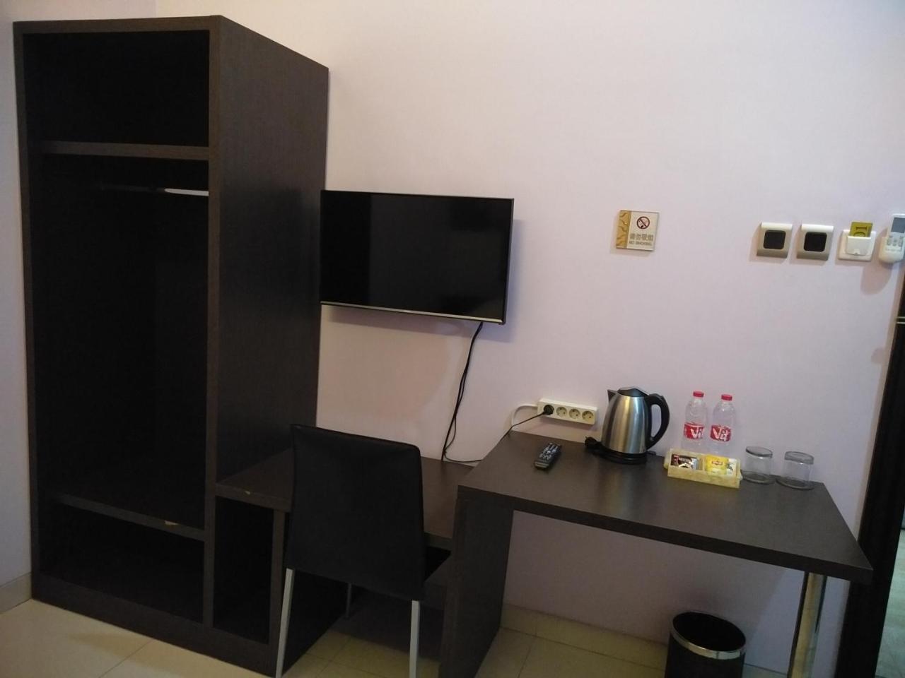 Malang City Boulevard Homestay Extérieur photo