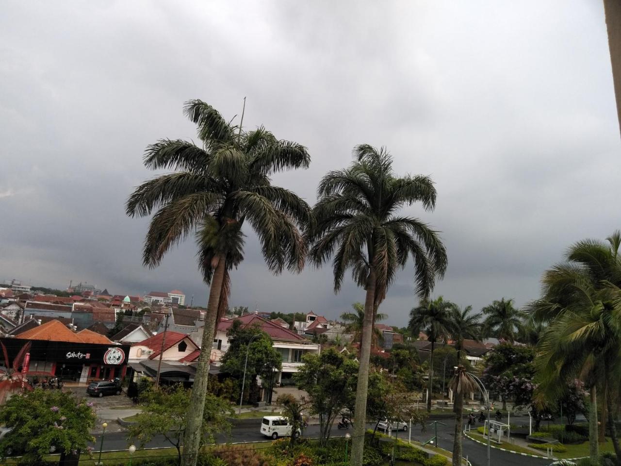 Malang City Boulevard Homestay Extérieur photo