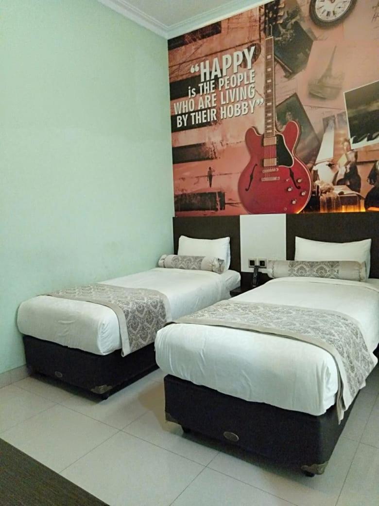 Malang City Boulevard Homestay Extérieur photo