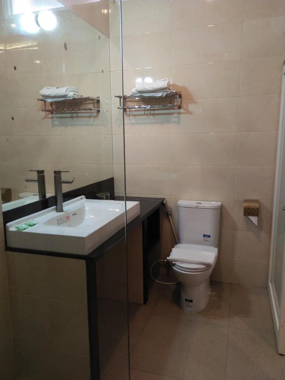 Malang City Boulevard Homestay Extérieur photo