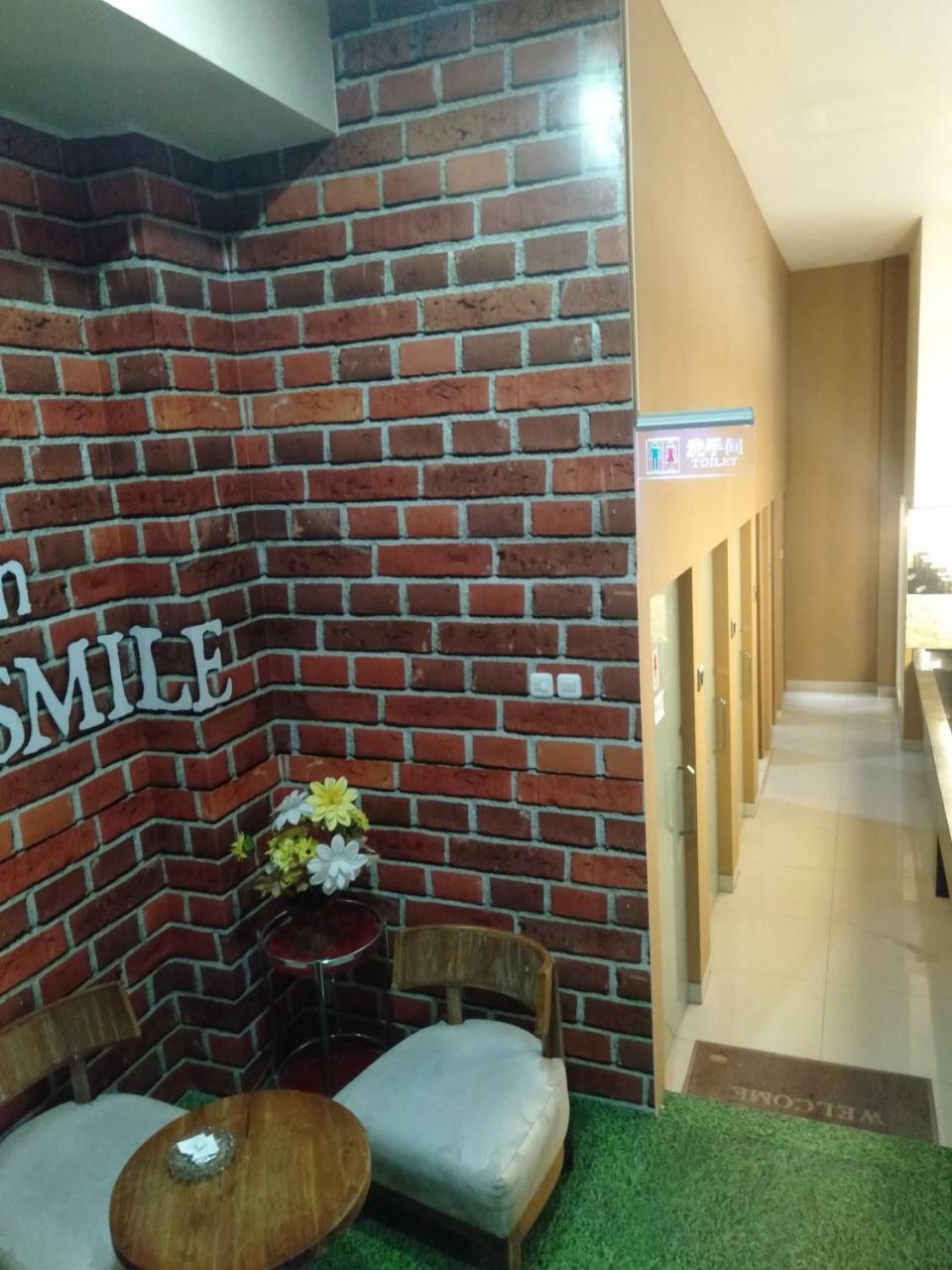 Malang City Boulevard Homestay Extérieur photo