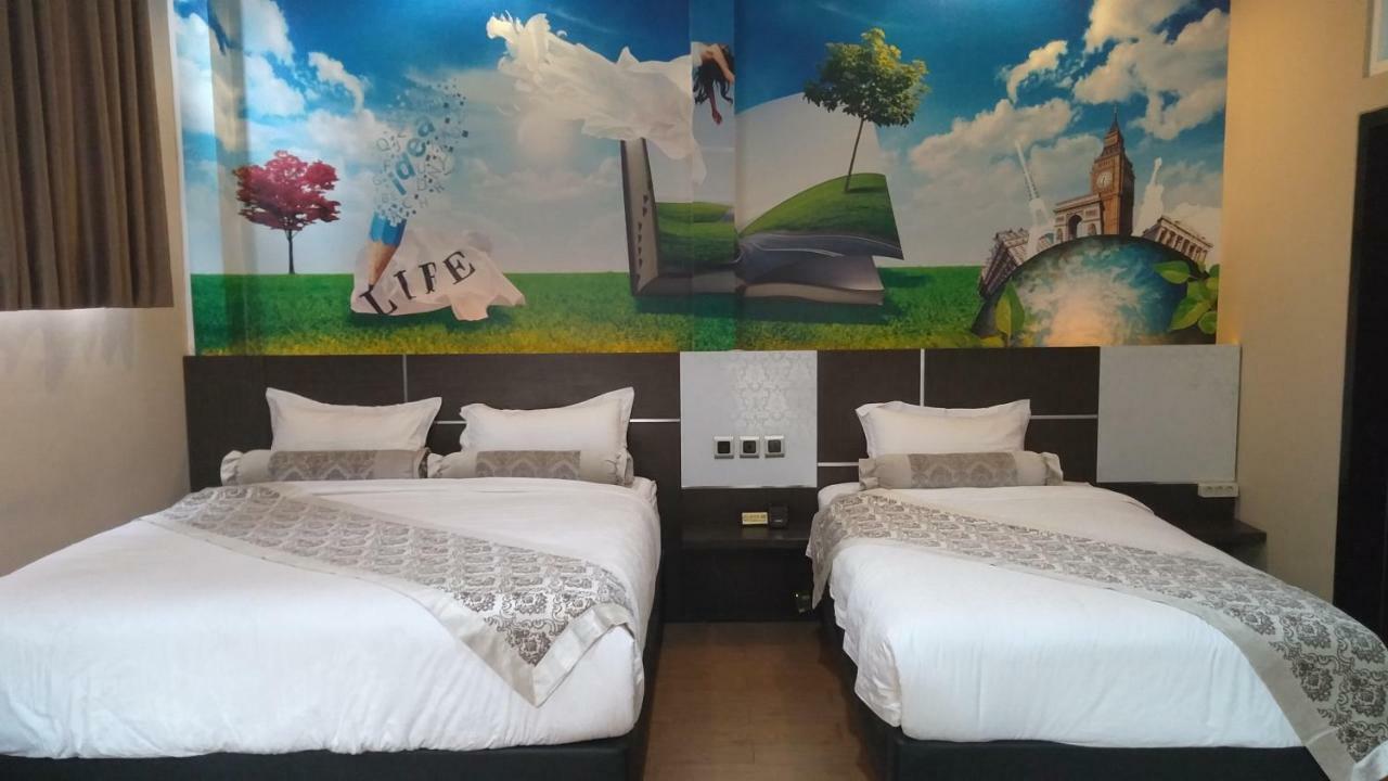 Malang City Boulevard Homestay Extérieur photo